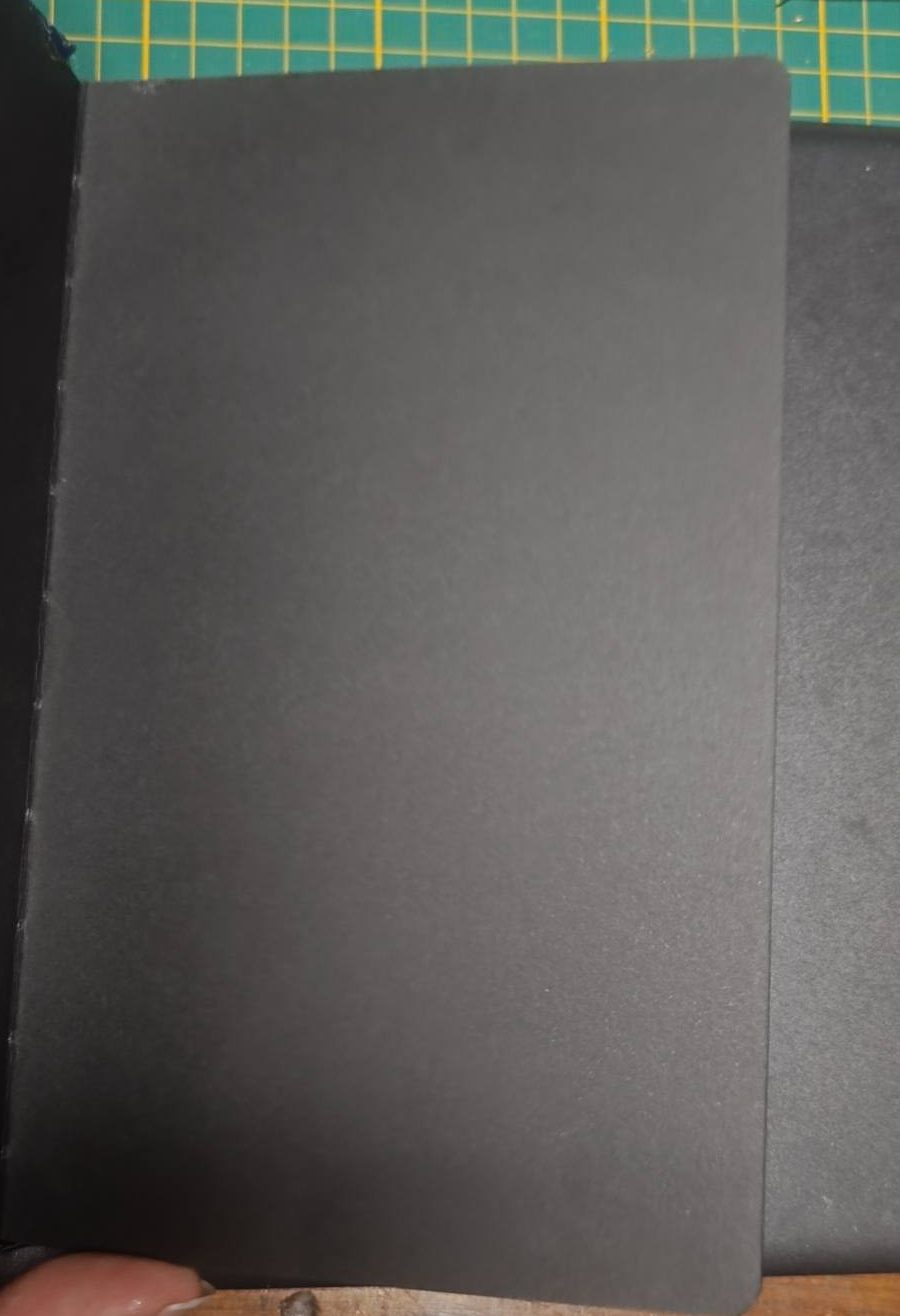 grimoire à pages noires – Image 3