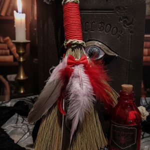 Balai rituel d'autel rouge