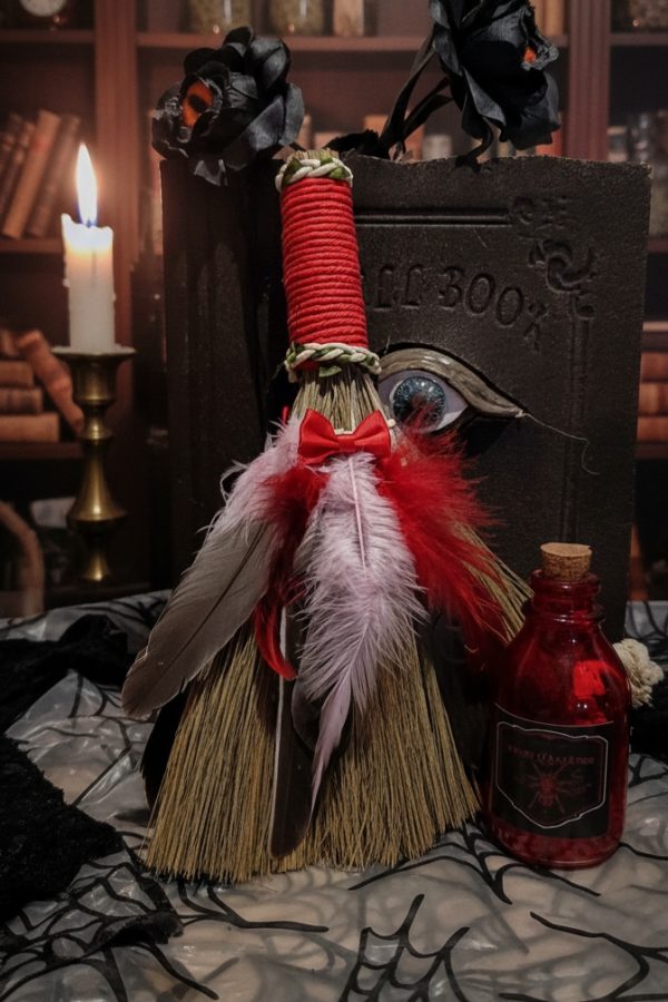 Balai rituel d'autel rouge